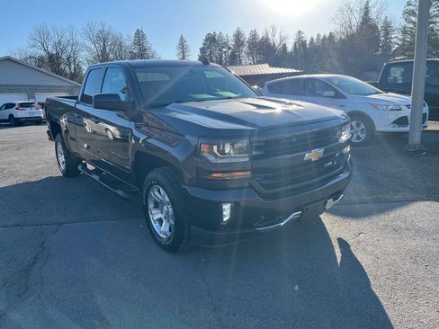 Used 2016 Chevrolet Silverado 1500 LT w/ All Star Edition AWD/4WD image 7