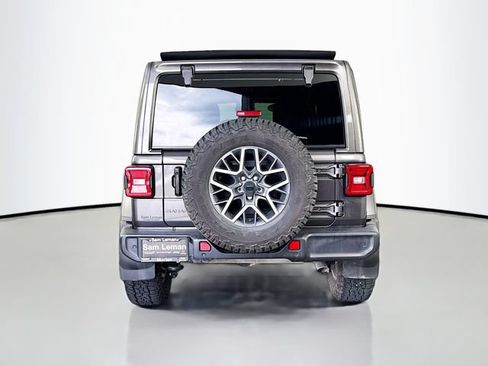 Used 2025 Jeep Wrangler Unlimited Sahara AWD/4WD image 6