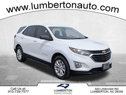 Used 2018 Chevrolet Equinox LS FWD image 1