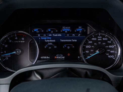 Used 2022 Ford F250 Limited image 19