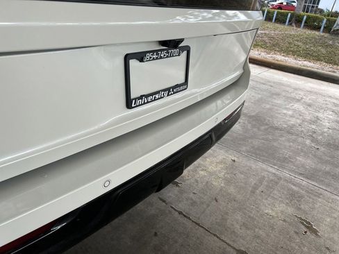 Used 2025 Lincoln Navigator Reserve w/ Jet Appearance Package image 23