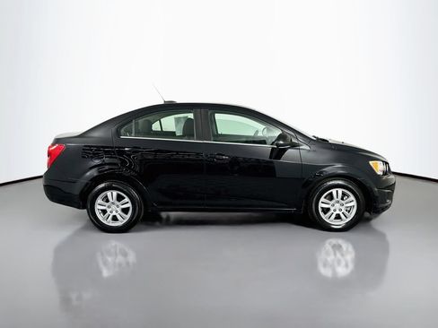 Used 2016 Chevrolet Sonic LT FWD image 9