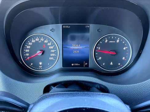 Used 2025 Mercedes-Benz Sprinter 2500 image 28