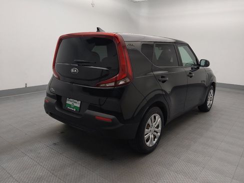 Used 2020 Kia Soul LX FWD image 9