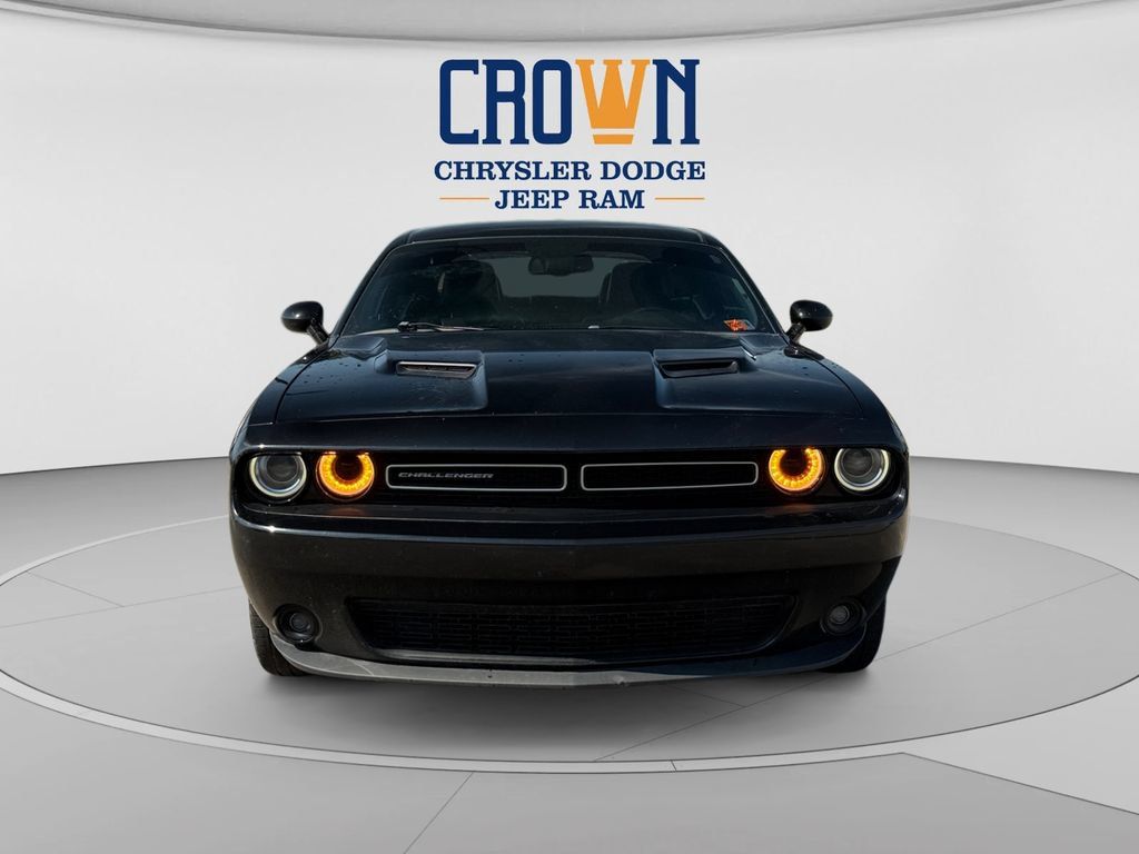 Used 2019 Dodge Challenger SXT w/ Plus Package AWD/4WD image 8
