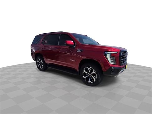 Used 2025 GMC Yukon AT4 image 2