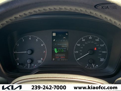 Used 2023 Toyota Corolla SE w/ SE Premium Package FWD image 27
