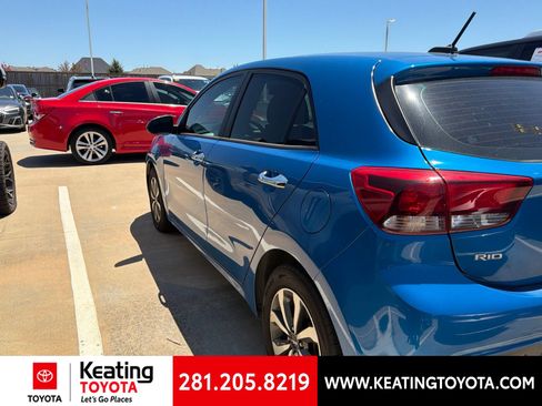 Used 2022 Kia Rio S w/ Option Group 015 FWD image 5