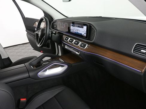 Certified 2025 Mercedes-Benz GLE 350 4MATIC image 24