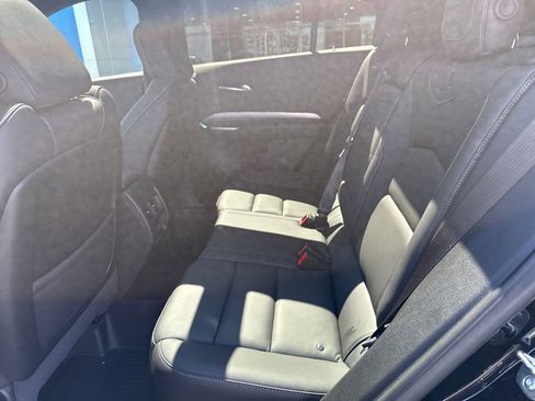 Used 2025 Cadillac XT4 Premium Luxury w/ Cold Weather Package image 28