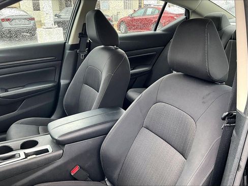 Used 2025 Nissan Altima 2.5 SV FWD image 23