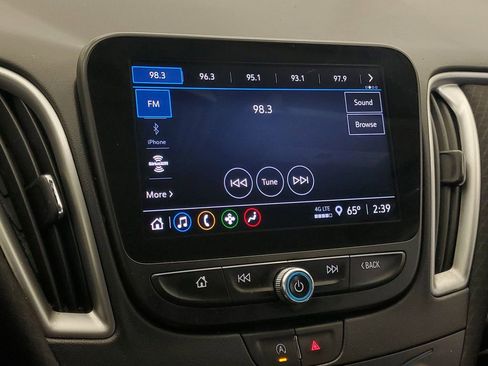 Used 2023 Chevrolet Malibu LT image 21