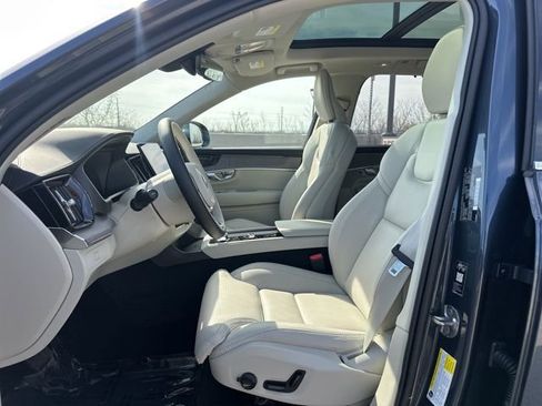 New 2026 Volvo XC90 B6 Ultra w/ Protection Package AWD/4WD image 14