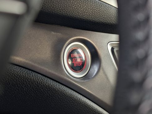 Used 2017 Honda Ridgeline RTL-T image 19