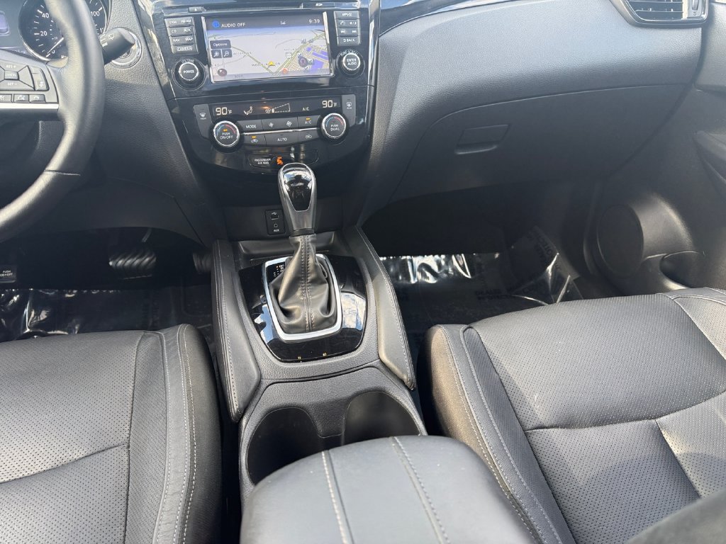 Used 2017 Nissan Rogue Sport SL w/ SL Premium Package AWD/4WD image 11