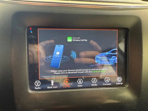 Used 2020 Jeep Cherokee Latitude FWD image 25