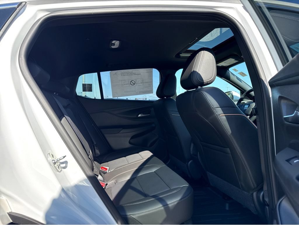 New 2026 Buick Envista Sport Touring FWD image 6