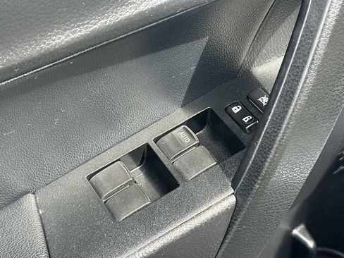 Used 2016 Toyota Corolla S FWD image 15