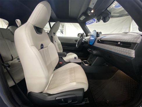 Certified 2025 MINI Cooper S image 29