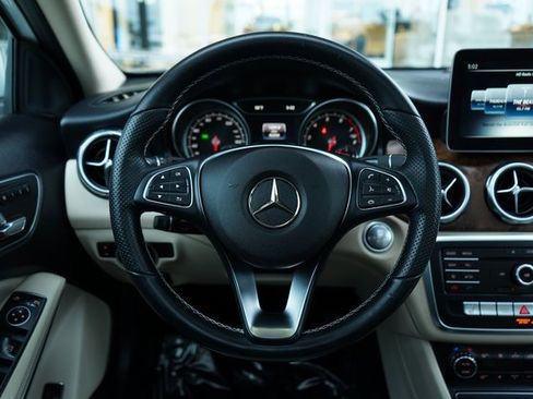 Used 2019 Mercedes-Benz GLA 250 GLA 250 image 15