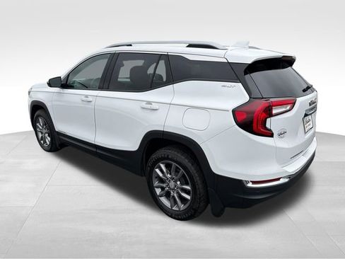 Used 2024 GMC Terrain SLT w/ LPO, Floor Liner Package image 3