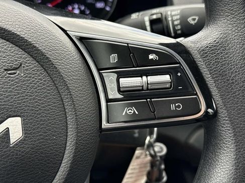 Used 2024 Kia Forte LX FWD image 22