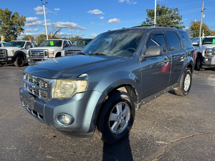Used 2010 Ford Escape XLT FWD image 1