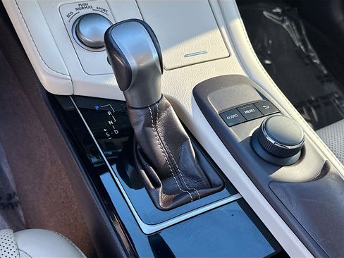 Used 2017 Lexus ES 350 image 16