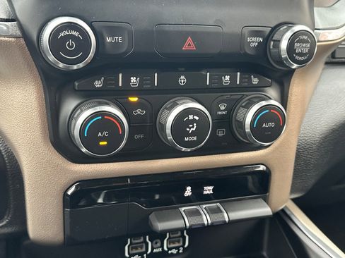 Certified 2022 RAM 1500 Laramie image 19