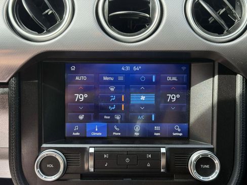 Used 2019 Ford Mustang GT Premium w/ Equipment Group 401A RWD image 39