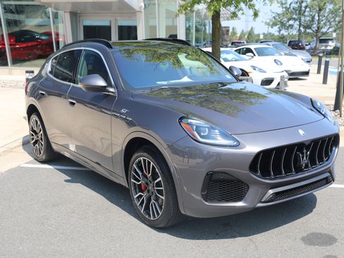 Used 2024 Maserati Grecale GT AWD/4WD image 3