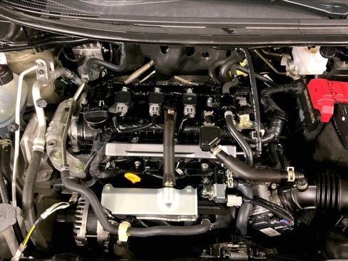 Used 2025 Nissan Versa SV FWD image 30