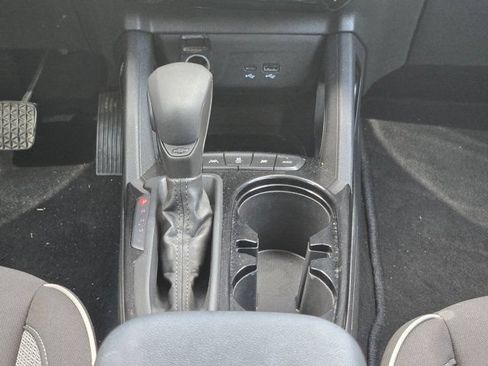 Used 2025 Chevrolet TrailBlazer LT AWD/4WD image 17