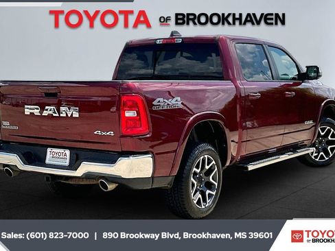 Used 2025 RAM 1500 Laramie w/ Off Road Group AWD/4WD image 11