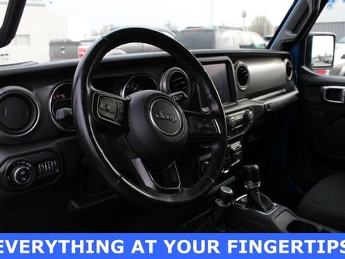 Used 2021 Jeep Gladiator Sport AWD/4WD image 2