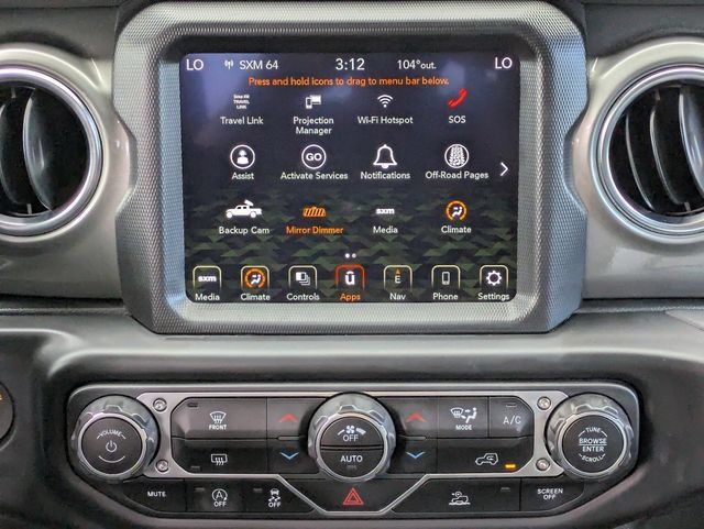Certified 2022 Jeep Gladiator Overland w/ LED Lighting Group AWD/4WD image 14