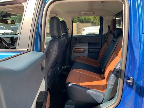 Used 2024 Ford Maverick Lariat image 15