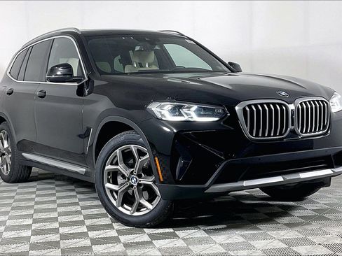 Used 2023 BMW X3 xDrive30i w/ Premium Package w/ZPA AWD/4WD image 2