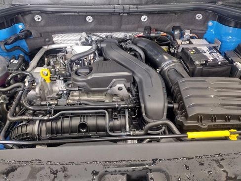 New 2026 Volkswagen Taos SE AWD/4WD image 7