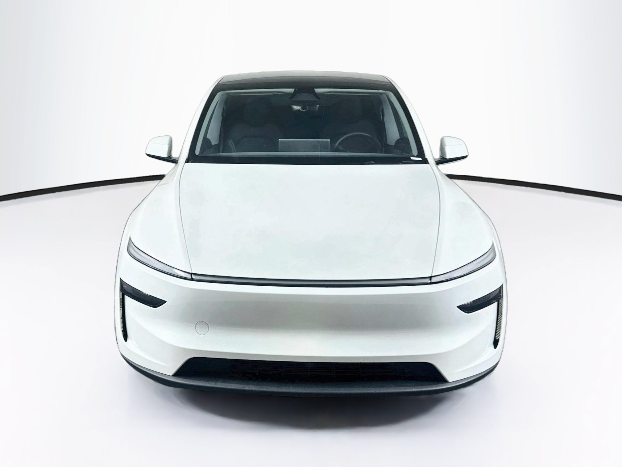 Used 2026 Tesla Model Y AWD image 2