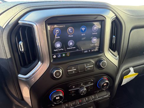 Used 2020 Chevrolet Silverado 1500 LT w/ All-Star Edition image 12