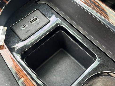 New 2024 Cadillac Escalade Premium Luxury image 35