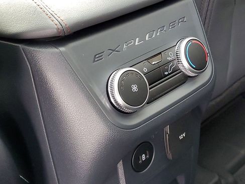 New 2026 Ford Explorer Active w/ Active Comfort Package image 31