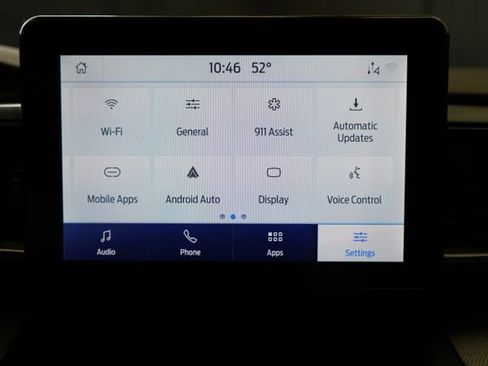 Used 2020 Ford Explorer XLT w/ Equipment Group 202A AWD/4WD image 32
