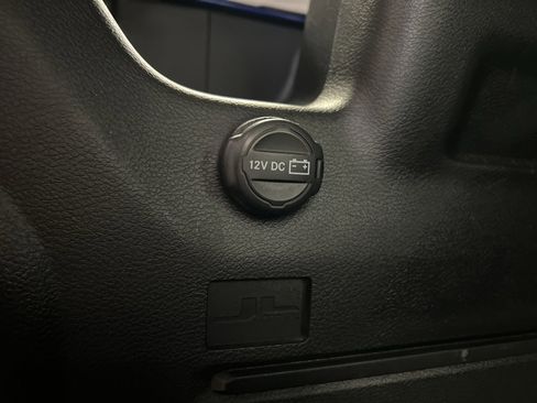 Used 2020 Jeep Wrangler Unlimited Sport image 33