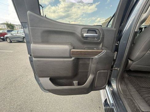 Used 2022 Chevrolet Silverado 1500 RST AWD/4WD image 15