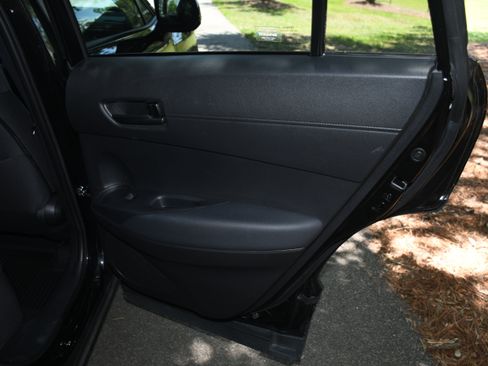 Used 2023 Toyota Corolla Cross LE w/ Moonroof Package AWD/4WD image 19