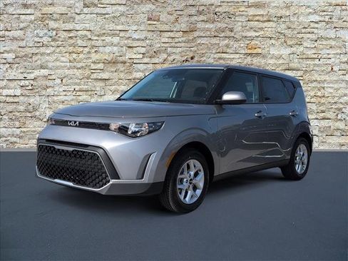 New 2025 Kia Soul LX image 4