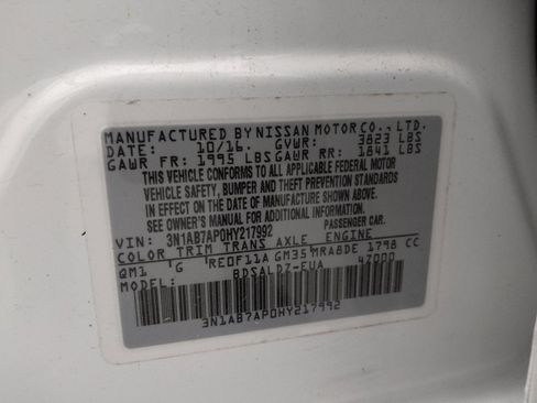 Used 2017 Nissan Sentra SV FWD image 33