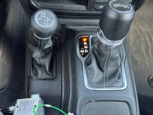 Certified 2024 Jeep Wrangler Unlimited Sport AWD/4WD image 37